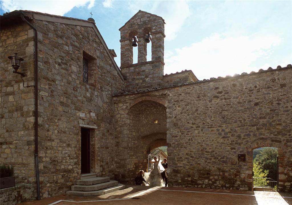 Castel Monastero