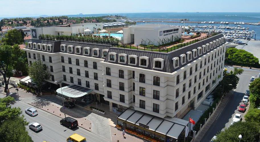 Wyndham Grand Istanbul Kalamis Marina Hotel