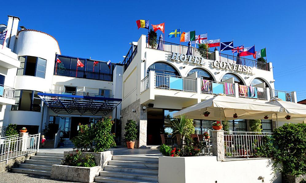 Contessa Hotel