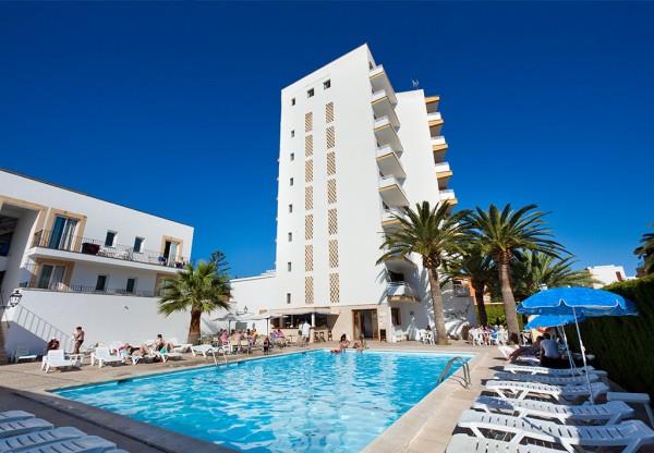 98007Adela Hotel