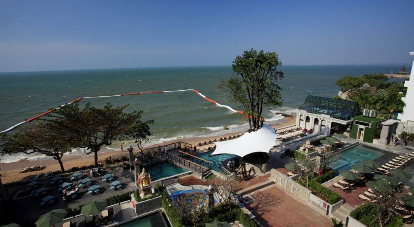 Novotel Pattaya Modus Beachfront Resort