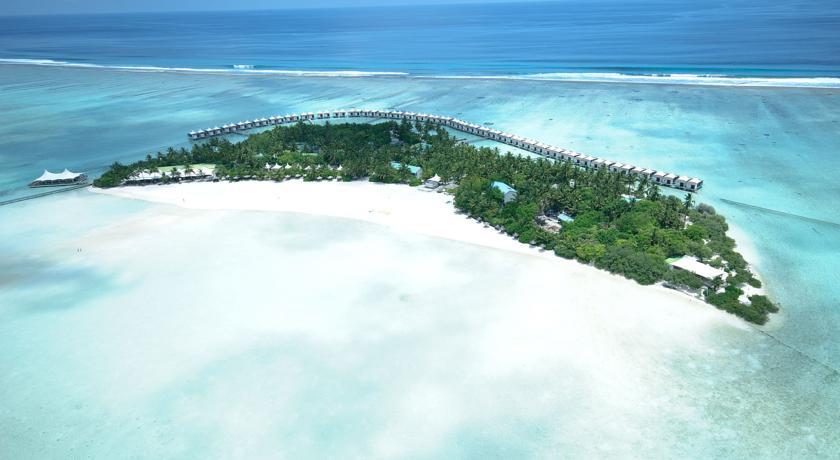 Cinnamon Hakuraa Huraa Maldives