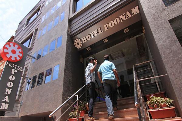 Hotel Poonam