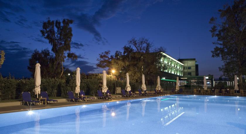 39733Granados Park Hotel