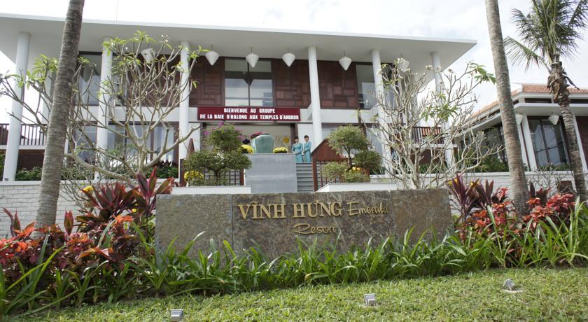 Vinh Hung Emerald Resort