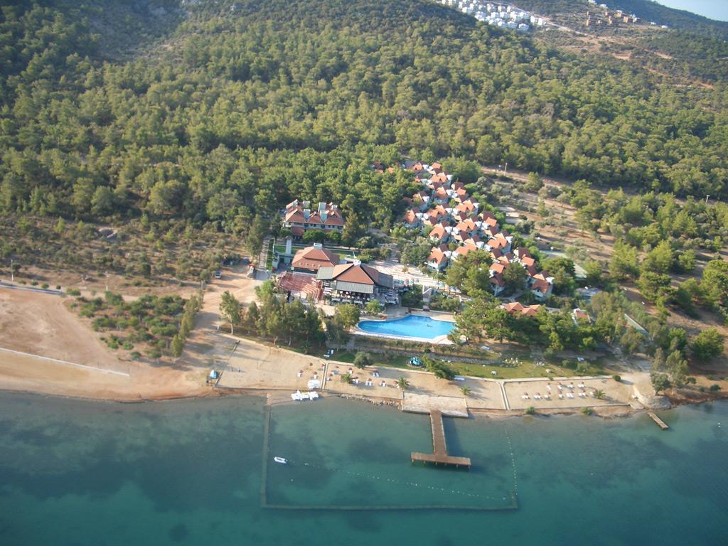 118946La Plage Resort