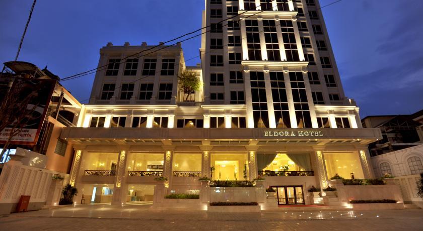 128998First Hotel Bangkok