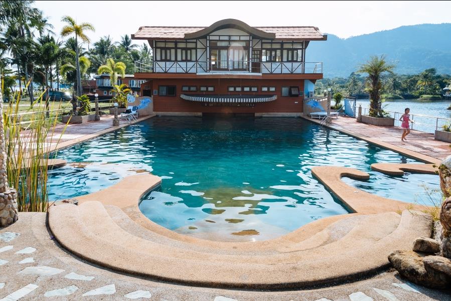 Koh Chang Boat Chalet